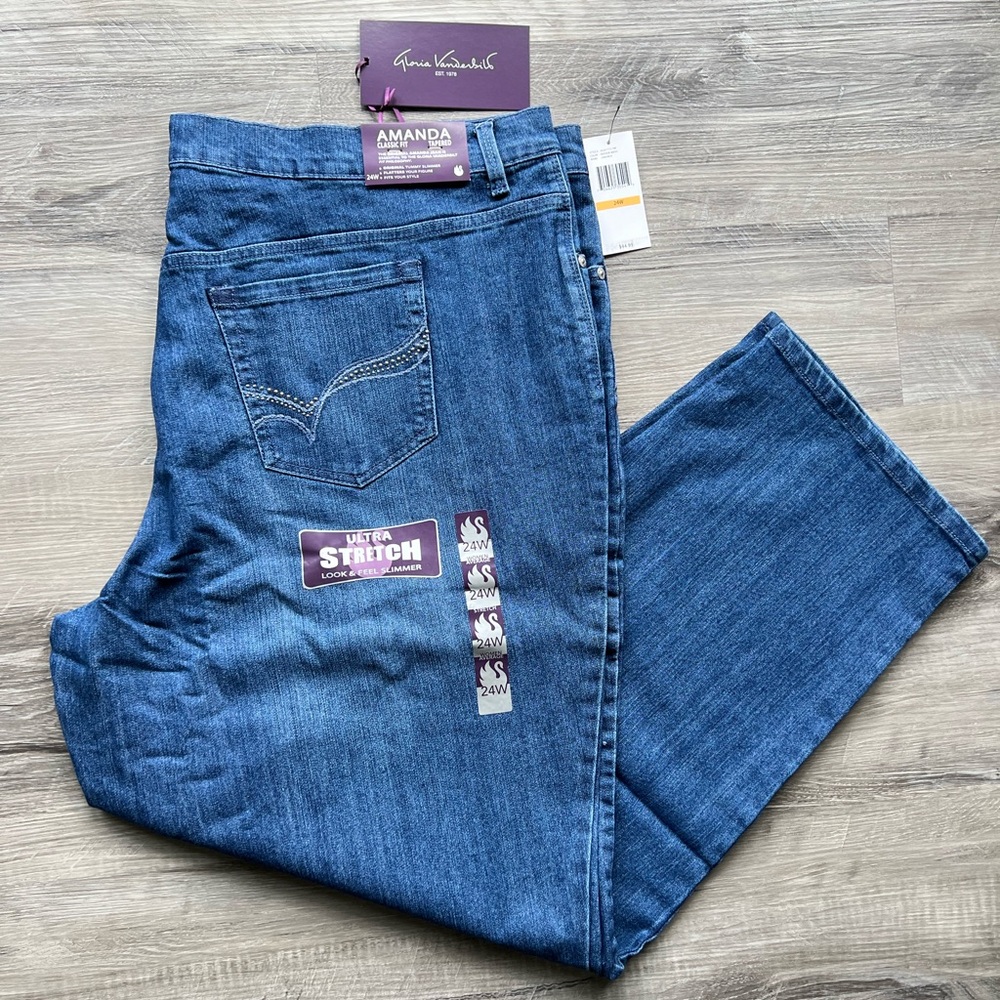 NEW Plus size Gloria Vanderbilt tapered jeans size 24W